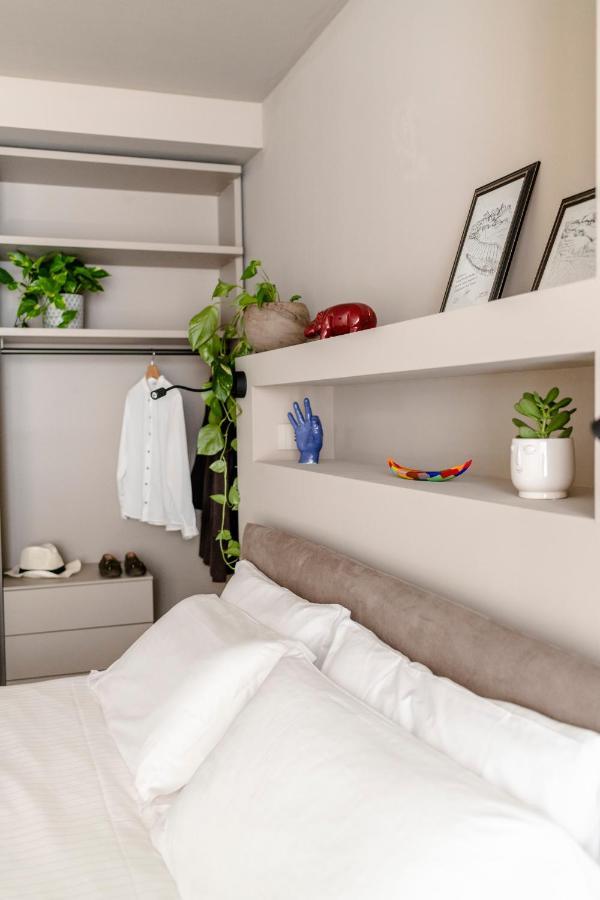Il Cortile Suites Diano dʼAlba Exterior foto