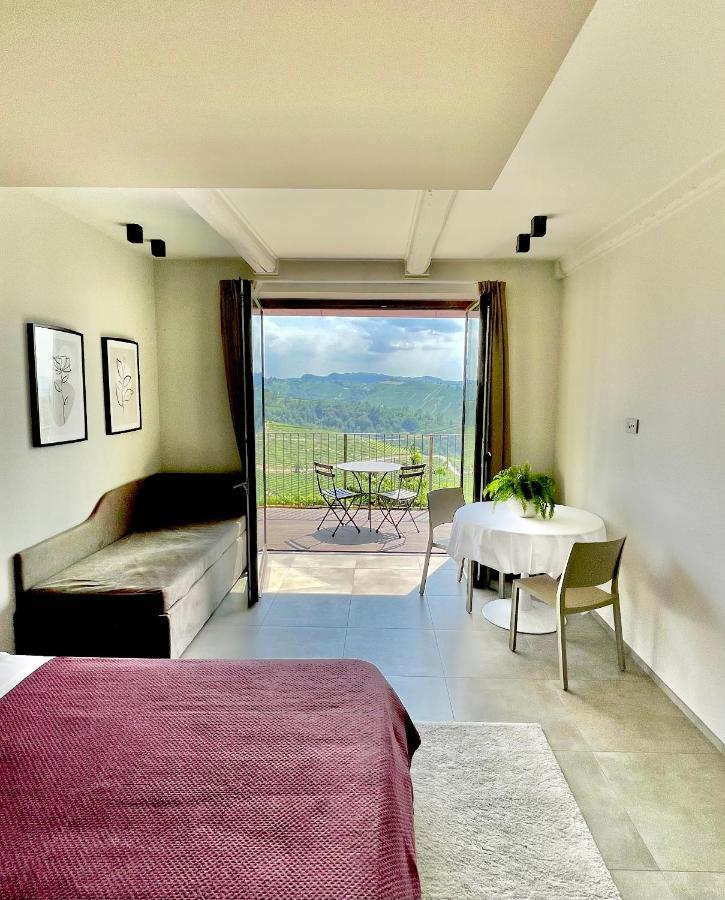 Il Cortile Suites Diano dʼAlba Exterior foto