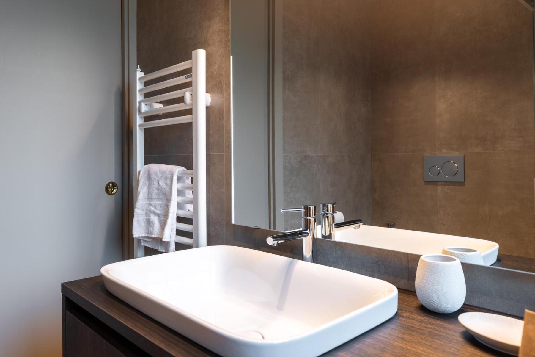 Il Cortile Suites Diano dʼAlba Exterior foto